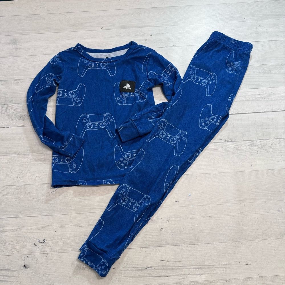 PlayStation kids pajama set size 8